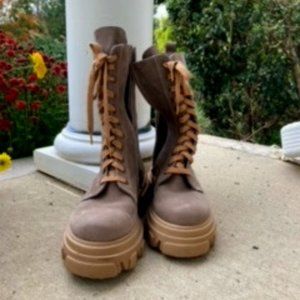 Sam Edelman platform combat boots (size 9)